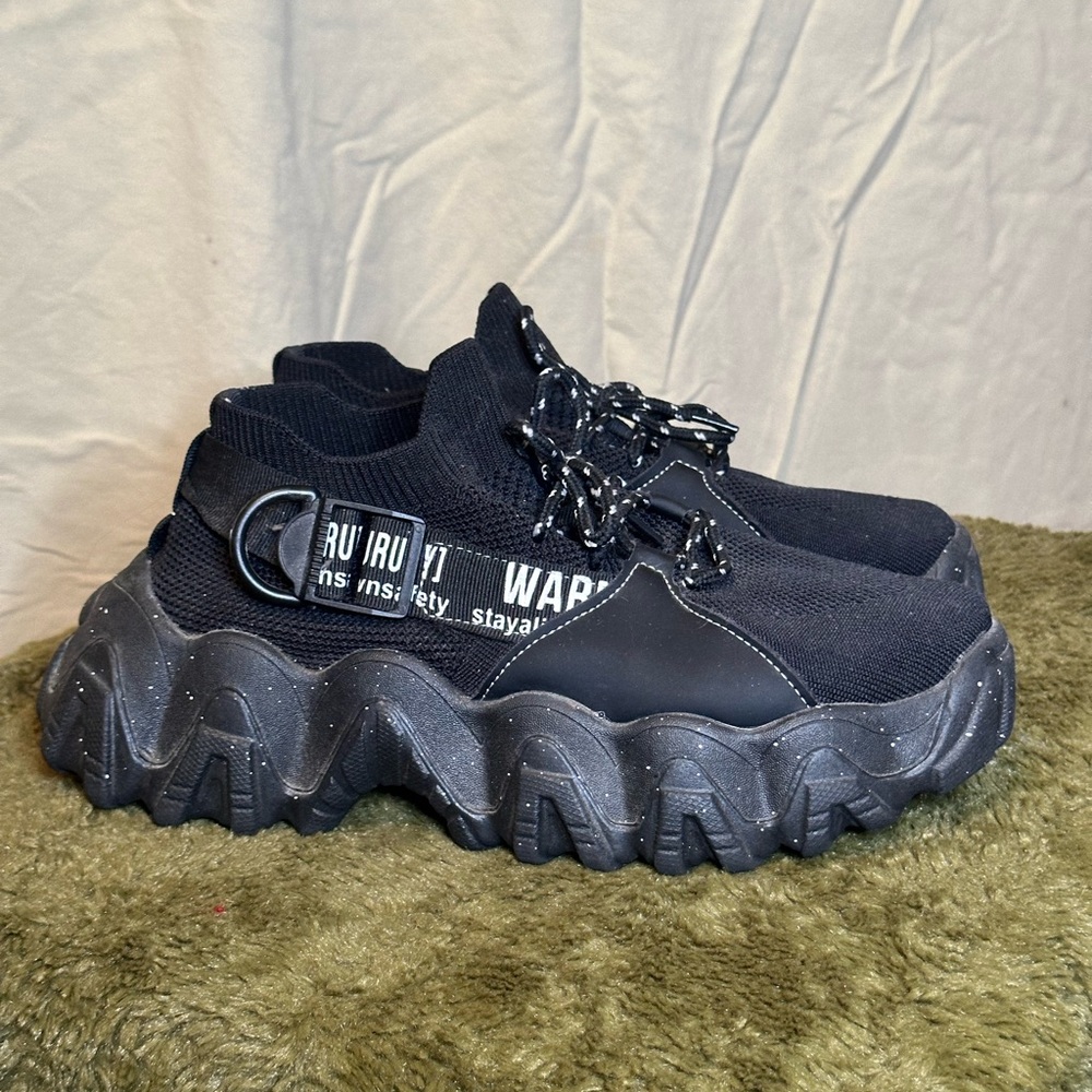 Black Chunky Sneakers
